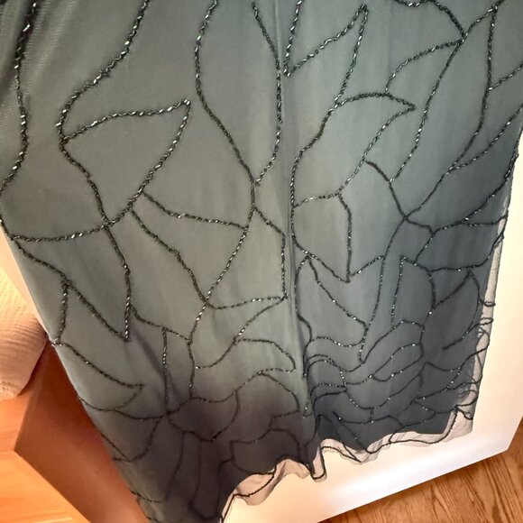 Adrianna Papell Emerald Green Beaded Blouson Sleeve Evening Gown Maxi Dress - Picture 11 of 12